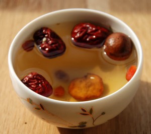 Liqueur du Ba bao cha avec les fruits