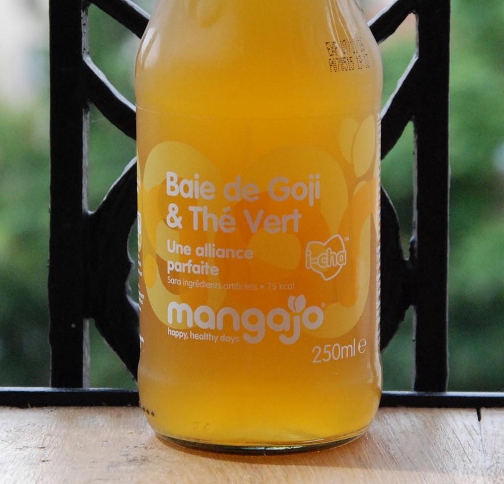 Bouteille de Thé vert aux baies de goji de chez Mangajo